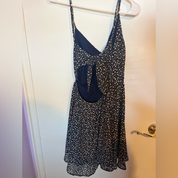 LOVELY DAY BLACK FLORAL MINI DRESS WITH BACK TIE - Picture 3 of 4